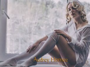 Audrey_Hornee