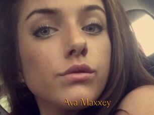 Ava_Maxxey