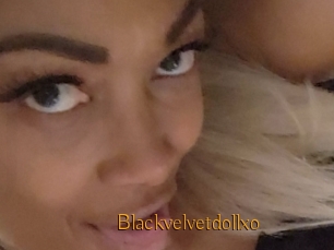 Blackvelvetdollxo