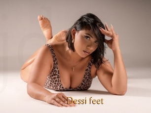 Dessi_feet