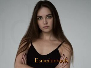 Esmedunnuck