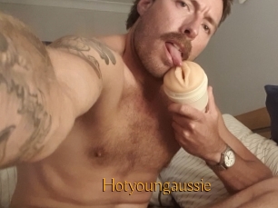 Hotyoungaussie