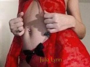 Julia_Lynn