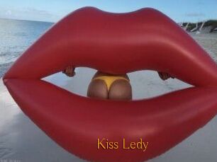 Kiss_Ledy
