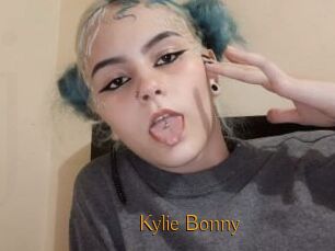 Kylie_Bonny