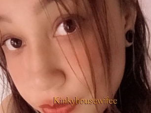 Kinkyhousewifee