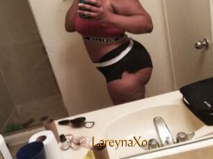 LareynaXo