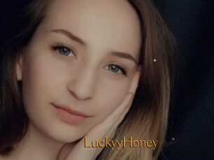 LuckyyHoney
