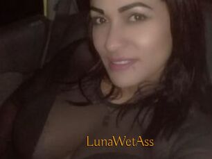 LunaWetAss