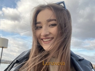 Lunaxeva