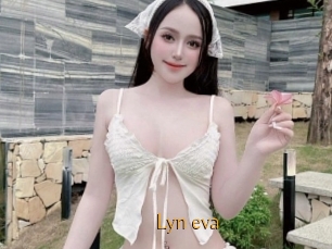 Lyn_eva