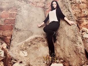 Mia19