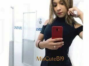 MiaCuteBl9