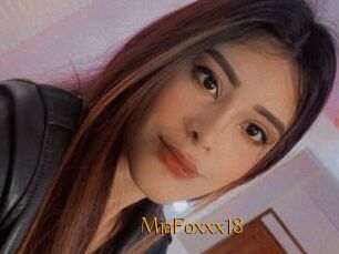 MiaFoxxx18