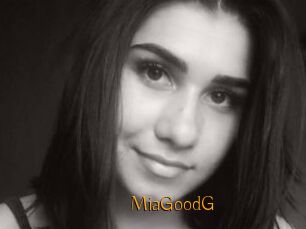 MiaGoodG