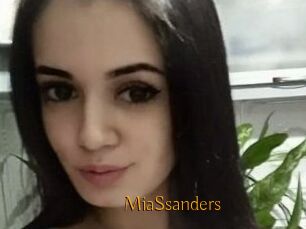 MiaSsanders