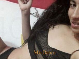 Mia_Dance