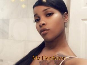 Mia_Henderson