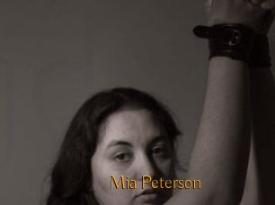 Mia_Peterson