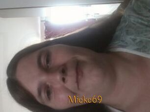 Mieke69