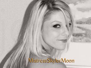 MistressSkylerMoon