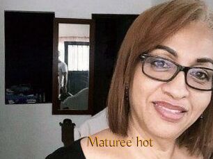 Maturee_hot