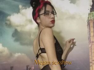 Megan_sexshow