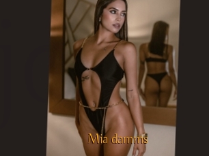Mia_damms