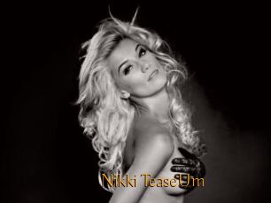 Nikki_TeaseUm
