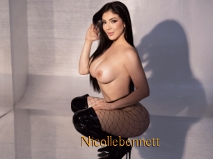 nicollebennett Jeune Diablesse