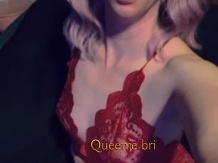 Queenie_bri