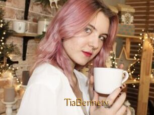 TiaBennety