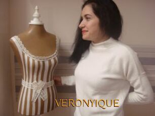 VERONYIQUE