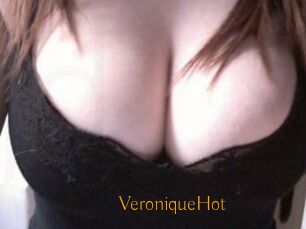 VeroniqueHot