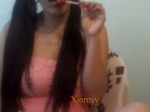 Xiomyy_