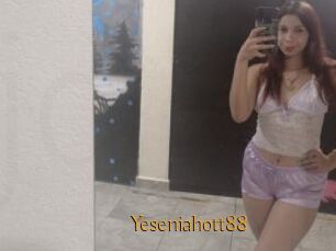 Yeseniahott88